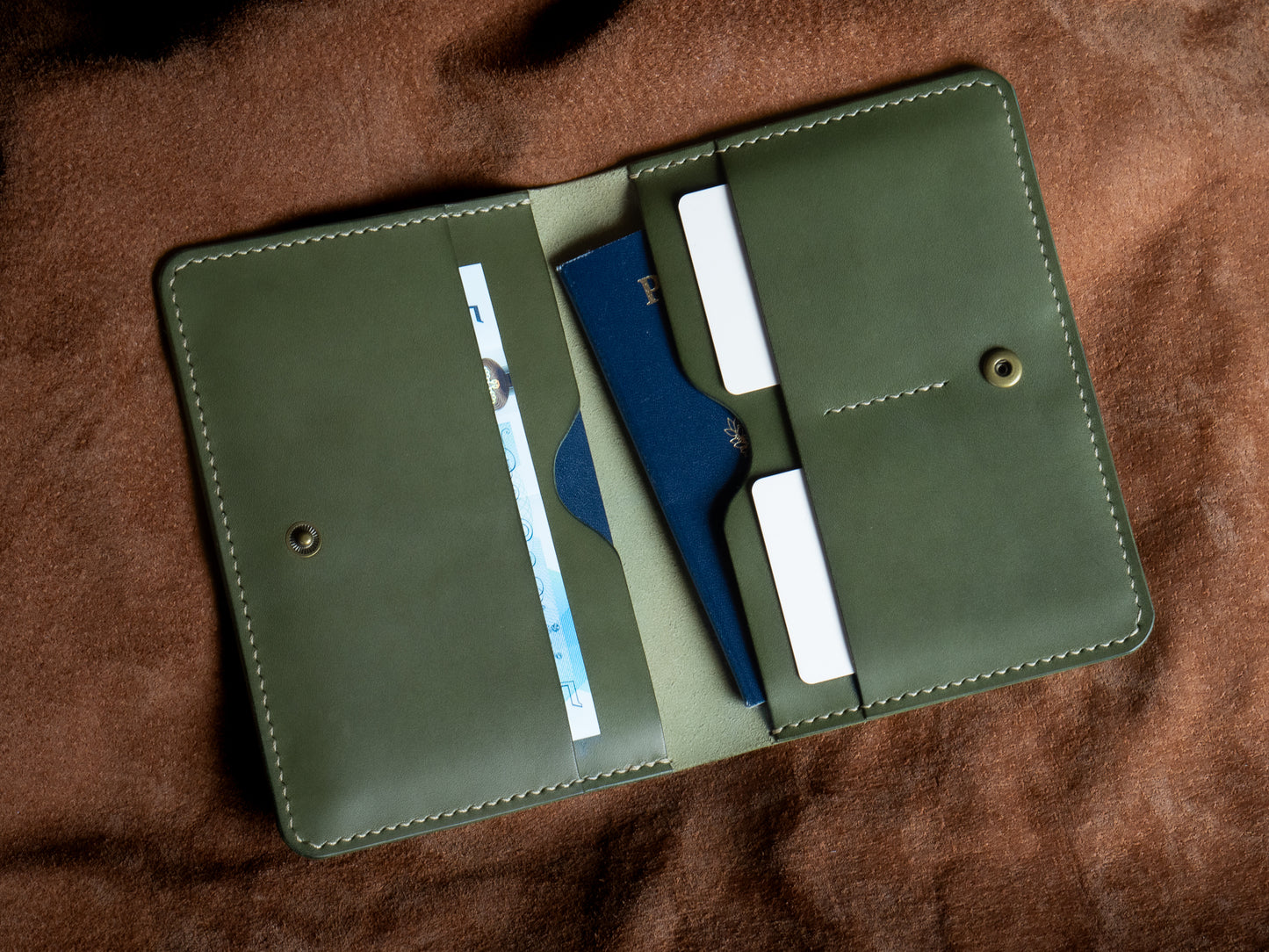 Passport Holder - Olive